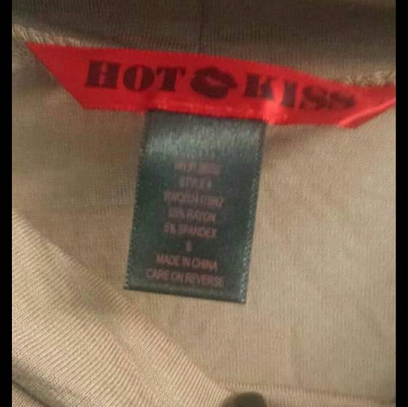 Cold shoulder dress - Picture 2 of 4